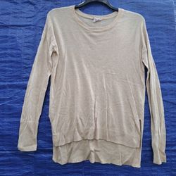 Shrinking Violet Knit Pullover Sweater Size: Large (L)