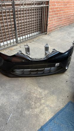 2018 Nissan Rogue Sport Plastic Bumper
