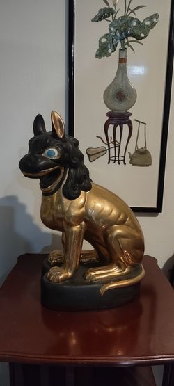 Florentine Porcelain 24kt Gold Chinese Lion, 1970
Luigi Design,17" Tall.