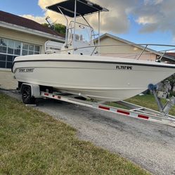 Center Console Boat 