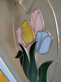 Rare Find Beautiful Stained 4 Tulips wall plaque