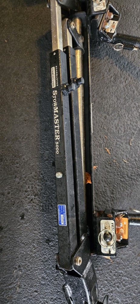 Roadmaster StowMaster 5000 Tow Hitch 