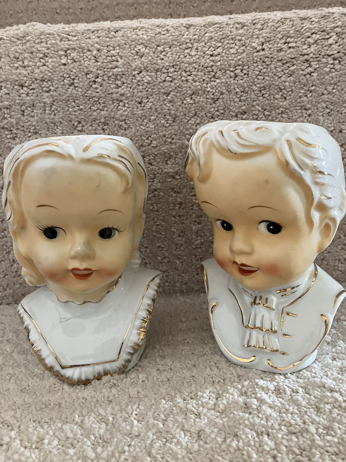 Cute Pair Of Ceramic Open Heads