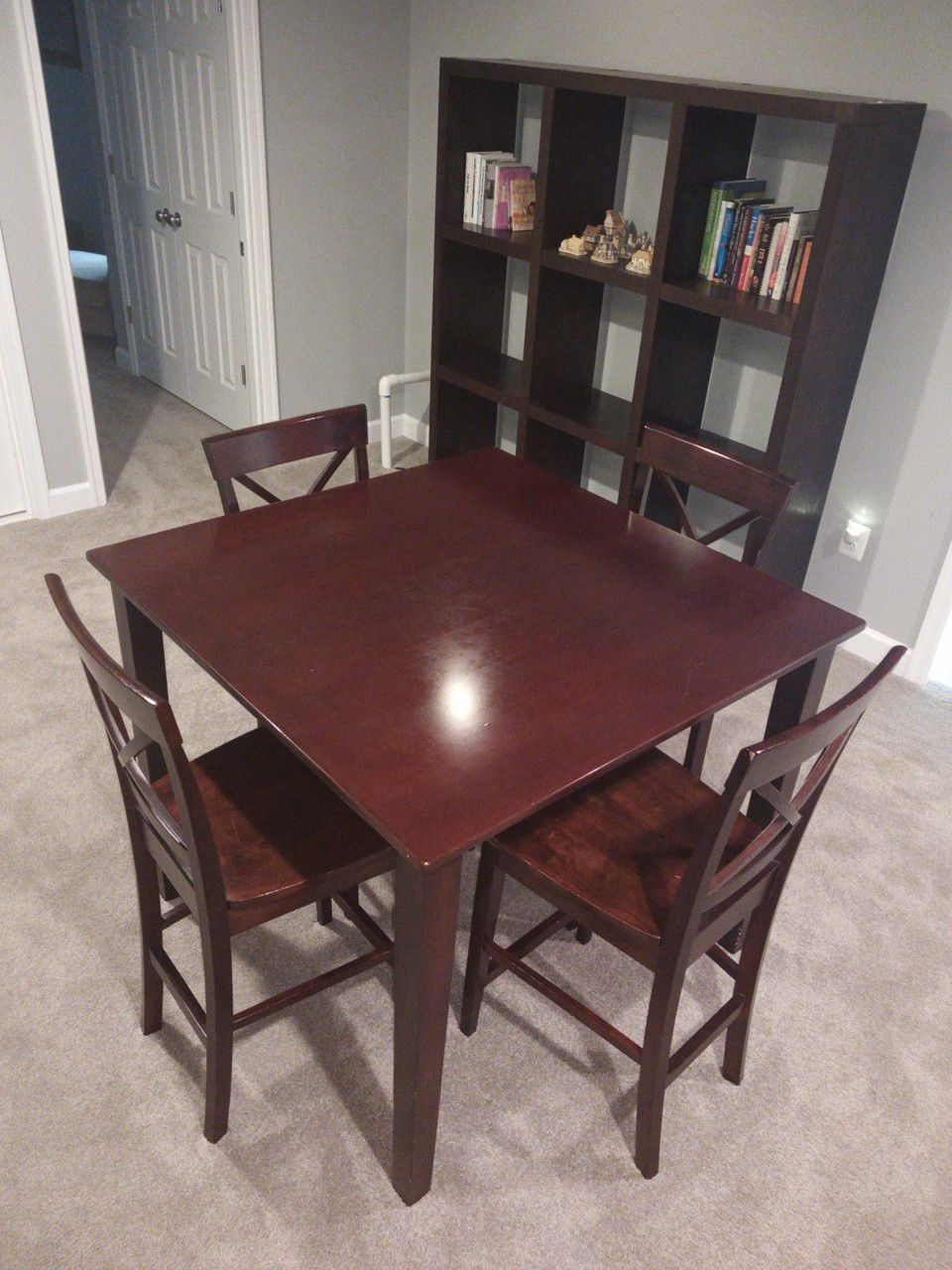 Table with four high chairs