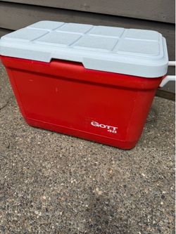 Small red cooler ‘ Gott 48 ‘