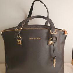 Michael Kors Saffiano Large Black Tote Purse