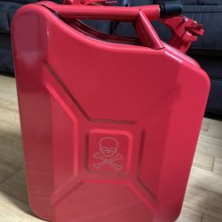 JERRYCAN NEW $40