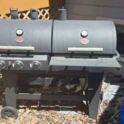 Char-Griller Double Play 1,260 sq., in. 3-Burner Gas and Charcoal BBQ Grill in Black
