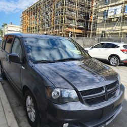 2018 Dodge Grand Caravan