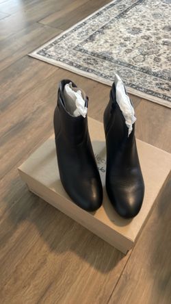 ankle boots black size 7.5 black ankle boots