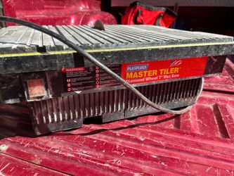 Wet saw tile cutter