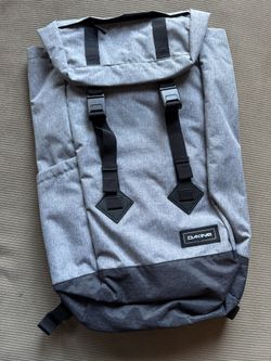 Dakine 27L Infinty Top Loader Backpack