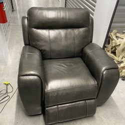 Recliner Seat 