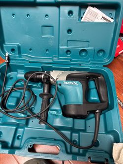 Makita 10 Amp 1-9/16 in. Corded SDS-MAX Concrete/Masonry Rotary Hammer Drill with Side Handle and Hard Case