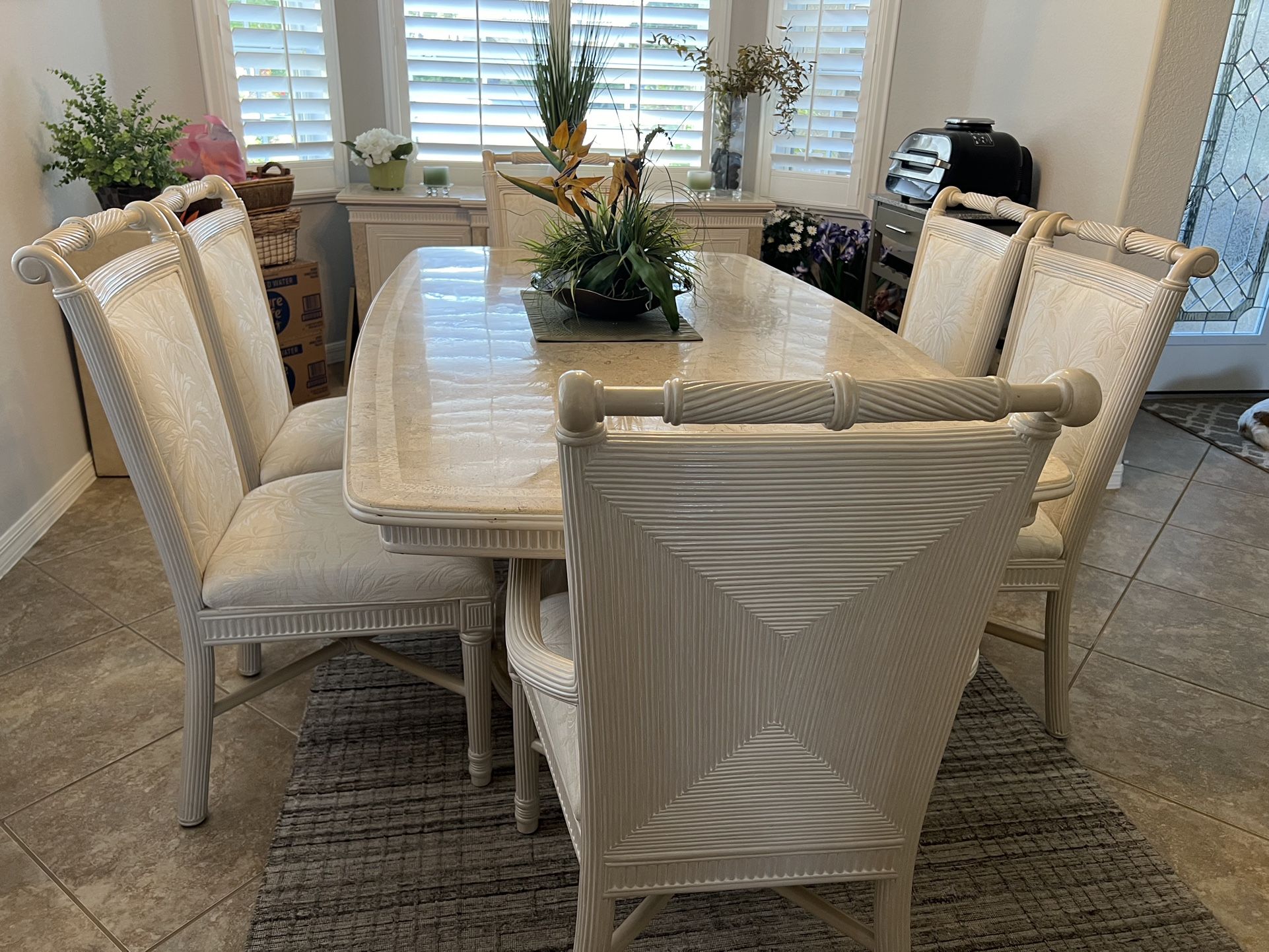 Dining Room Set. Table, 2 Arm Chairs, 4 Straight Chairs, Buffet Side Server. 