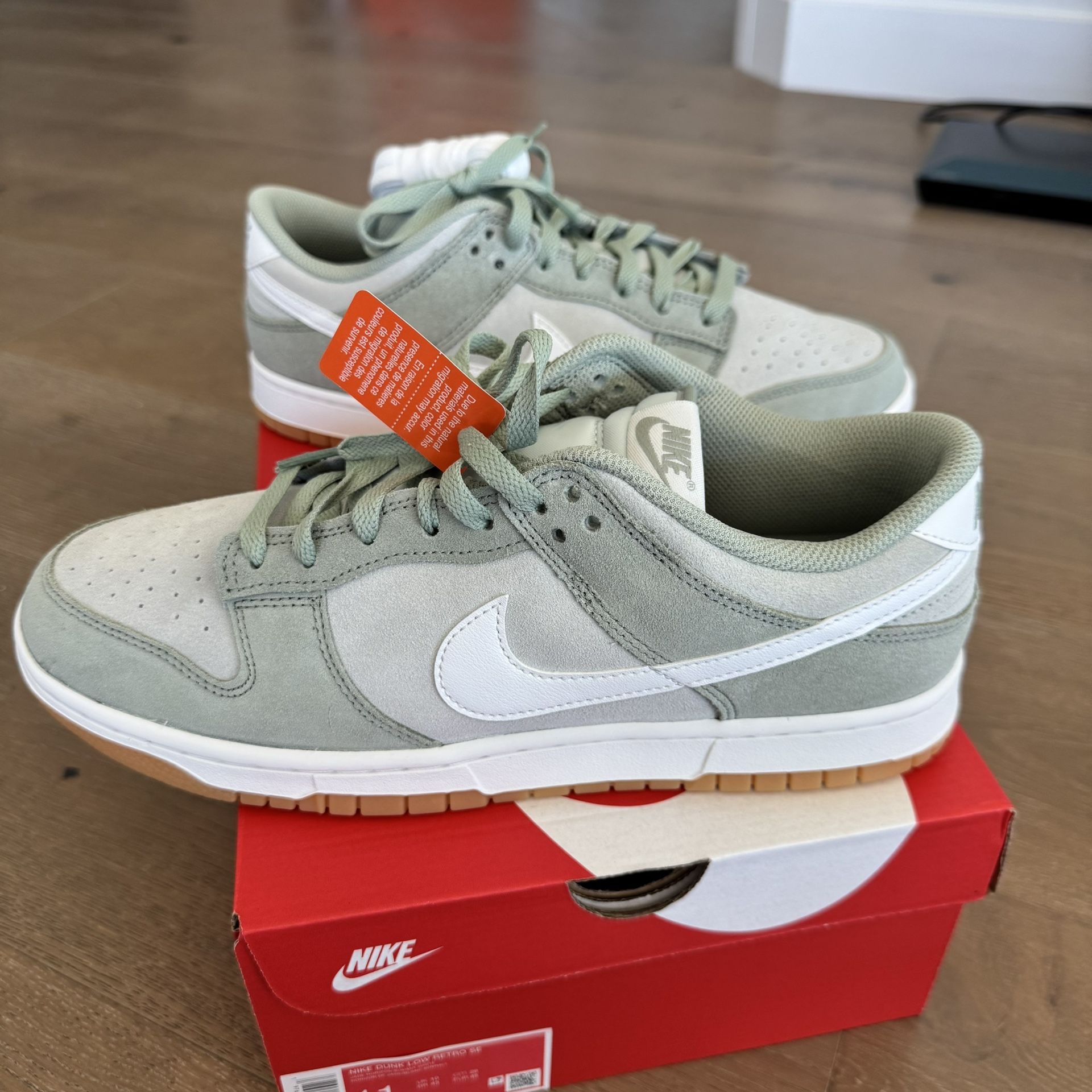 NEW: Nike Dunk Low Size 10 Retro SE Light Green Gum Jade Horizon HQ1931 300  Shoes
