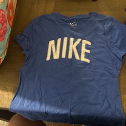 Youth Girls Size Medium Shirt $6