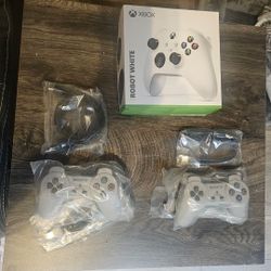 X Box And Controllers 