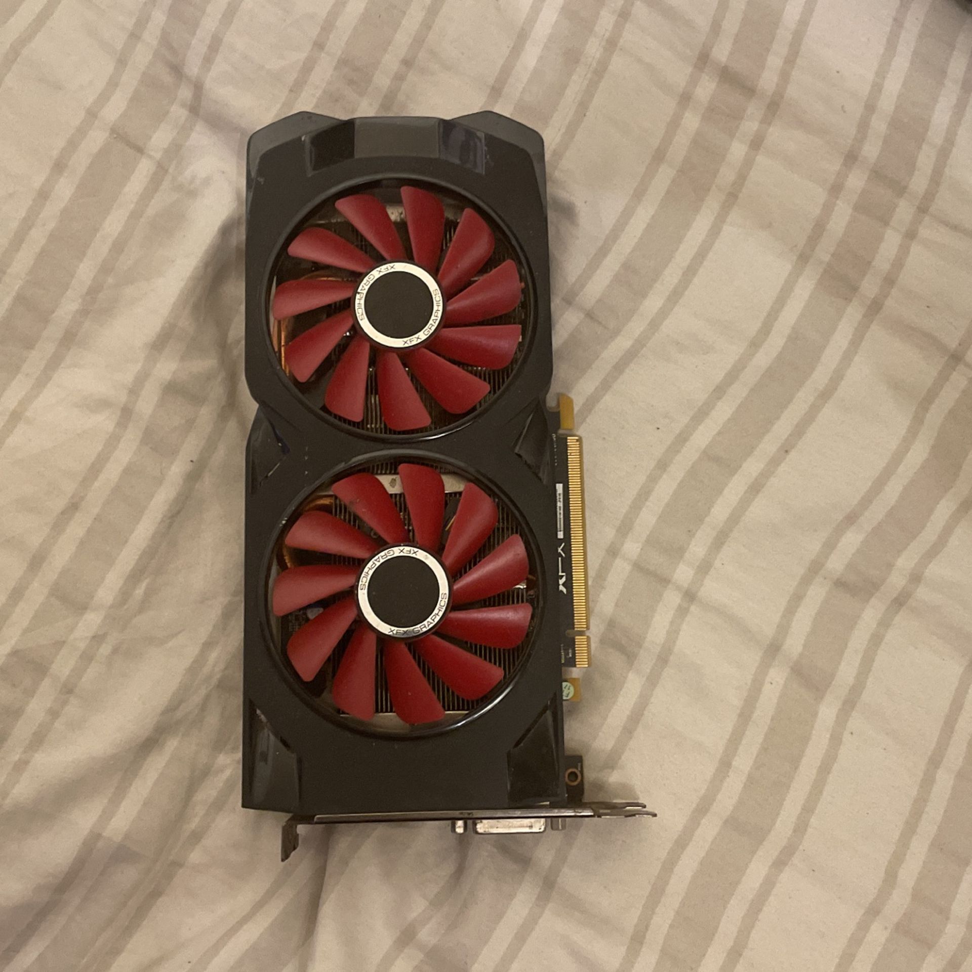 XFX AMD RADEON RX570 4gb VRAM