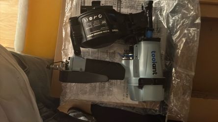 (ATTENTION DON’T MISS OUT ) BRAND NEW TOOLANT  15’ Coil Roofing Nailer