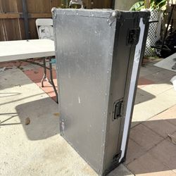 DJ Coffin turntables odyssey Speakers 