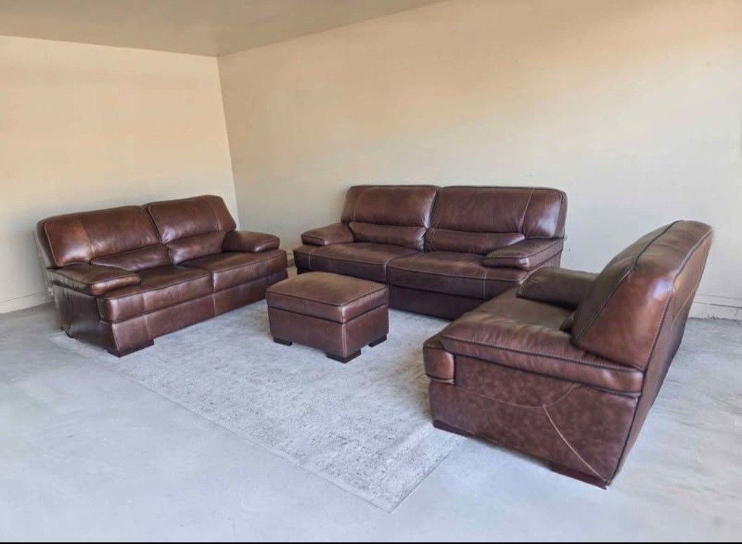LIKE NEW LEATHER COUCH LOVESEAT CHAIR AND OTTOMAN