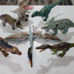 JURASSIC Park WORLD  DINOSAURS figure lot Indominus Rex CARNOTAURUS