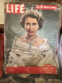 Queen Elizabeth Life Magazine Original From October 1951