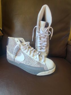 Women's Nike Blazer High Gray 