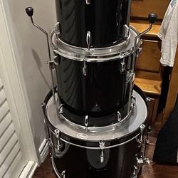 Pearl Export 5 Piece Drum Set