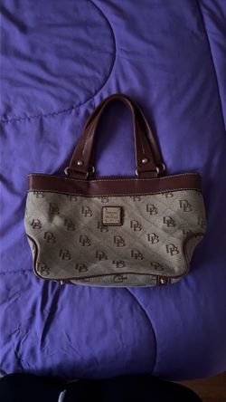 Dooney & Bourke purse