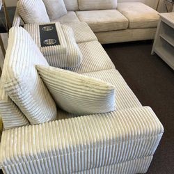 Sectional Sofa 