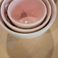 Nesting Bowls