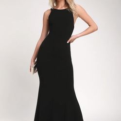 Black backless maxi dress