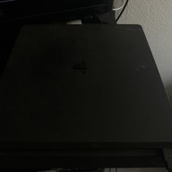 PS4 slim