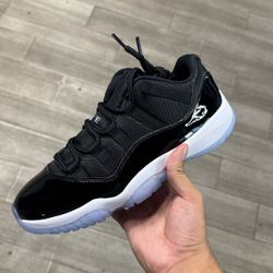 Jordan 11 Space Jam Low 