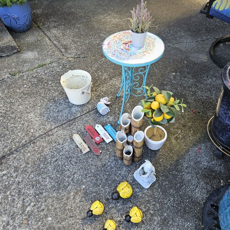 Garden Decor
