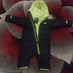 9 M Baby Snow Suit