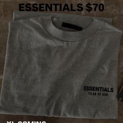ESSENTIALS T-SHIRT
