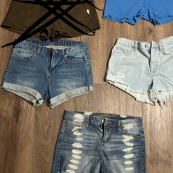 Bundle 4 Shorts For $10