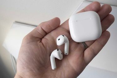 apple airpods 4