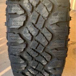 Tire goodyear wrangler duratrac