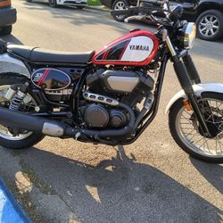 2017 Yamaha SCR950