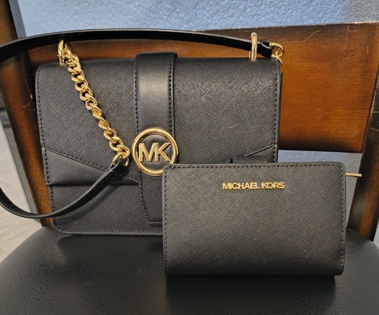 Michael Kors Crossbody Purse