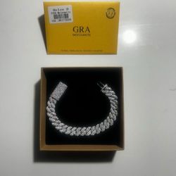 💎 Iced Out Cuban Link Bracelet w/ GRA Certificate – New