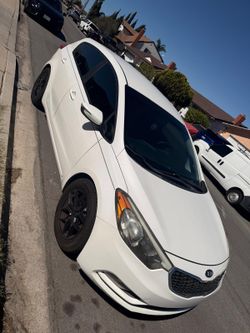 2016 KIA Forte 5-Door
