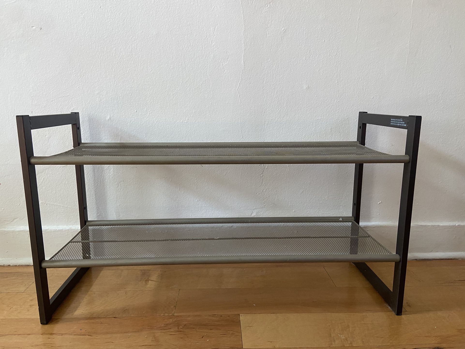 SHOE RACK