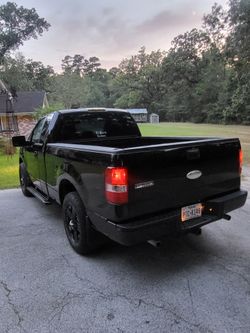 Ford F-150 Regular Cab Pickup Truck