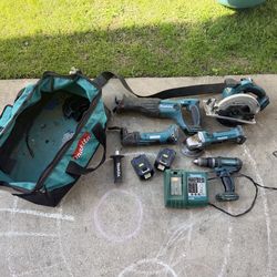 Makita Tool Set
