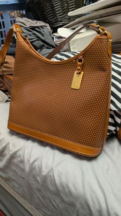 Dooney and Bourke, Vintage Cabrio, Medium Brown Leather Bag